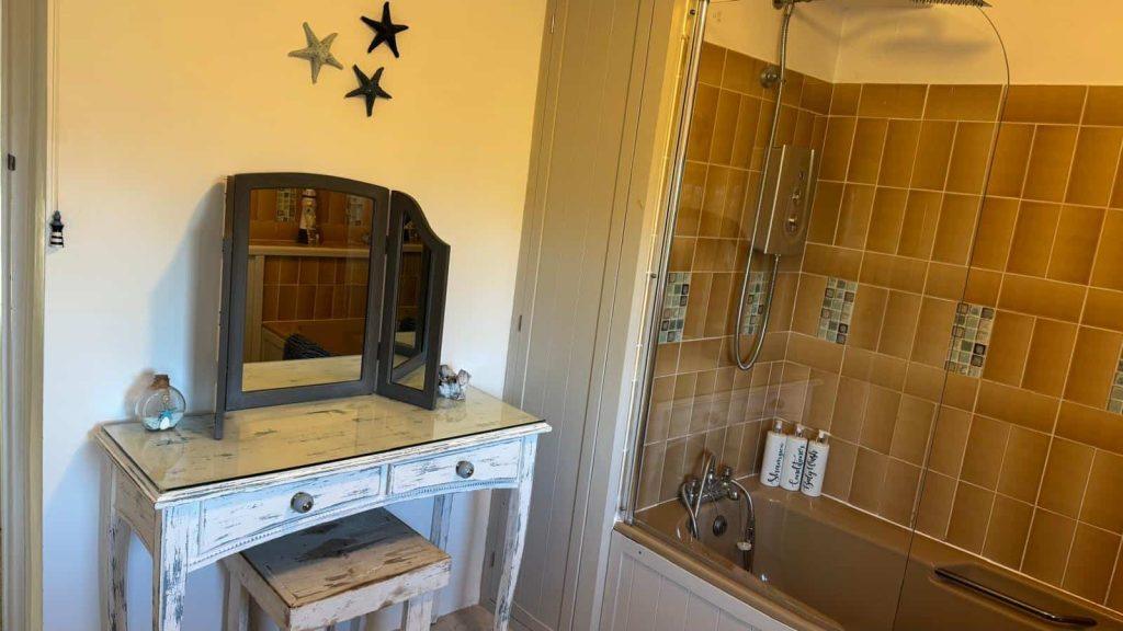 Butterfly Cottage, 1 bed holiday cottage in the Tamar Valley on the Devon / Cornwall border